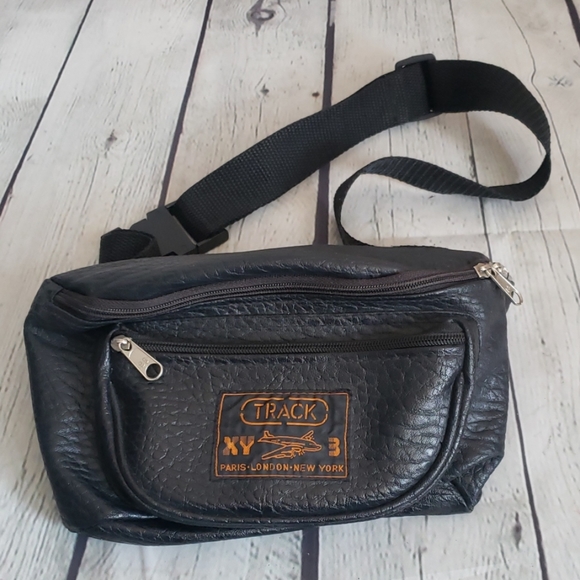 Vintage Handbags - VINTAGE TRACKPARIS LONDON NY BLACK FANNY PACK